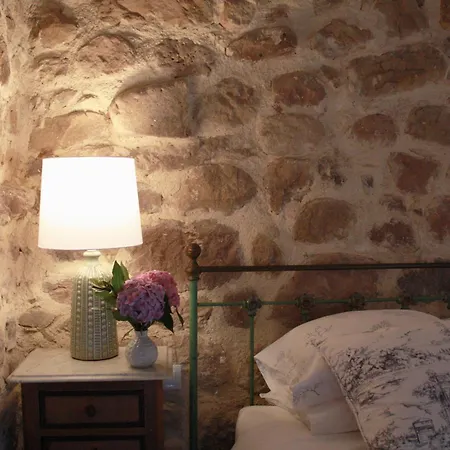 Дом отдыха Gatehouse Of The Palacio De Hualle Near Comillas Тресеньо