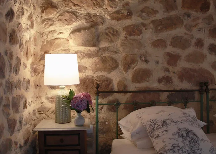 Prázdninový dům Gatehouse Of The Palacio De Hualle Near Comillas Treceño